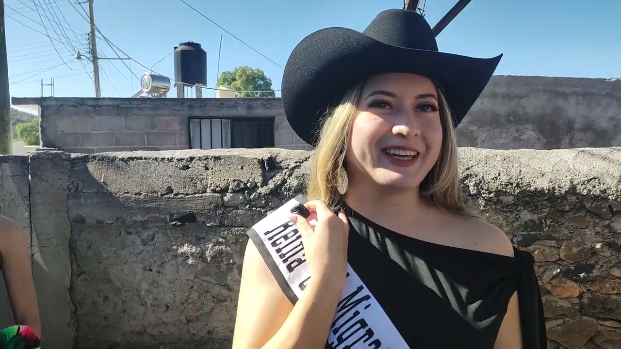 LOBATOS. TRADICIONAL RODEO DE LA MANZANA. Cabalgata al lienzo