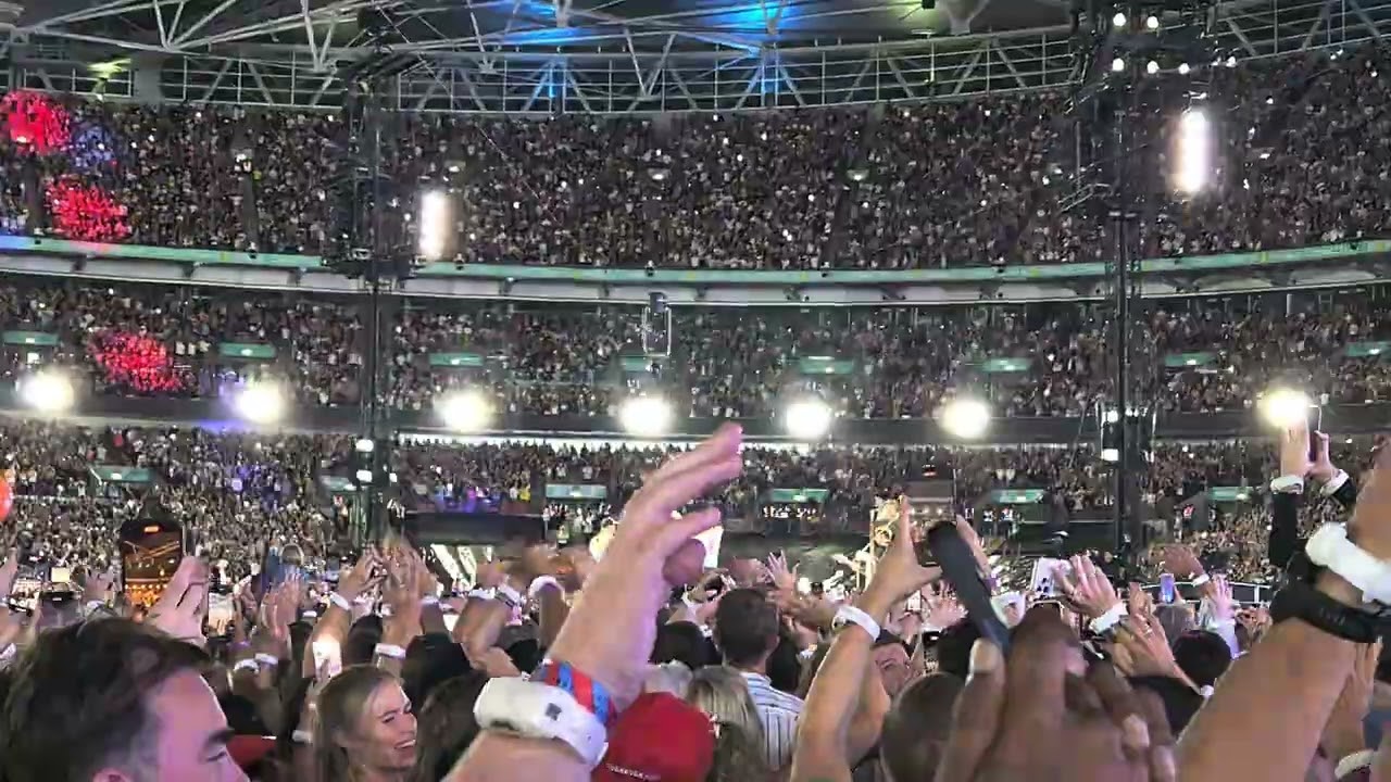 Coldplay - Viva la Vida - 22.8.25 London Wembley Stadium 
