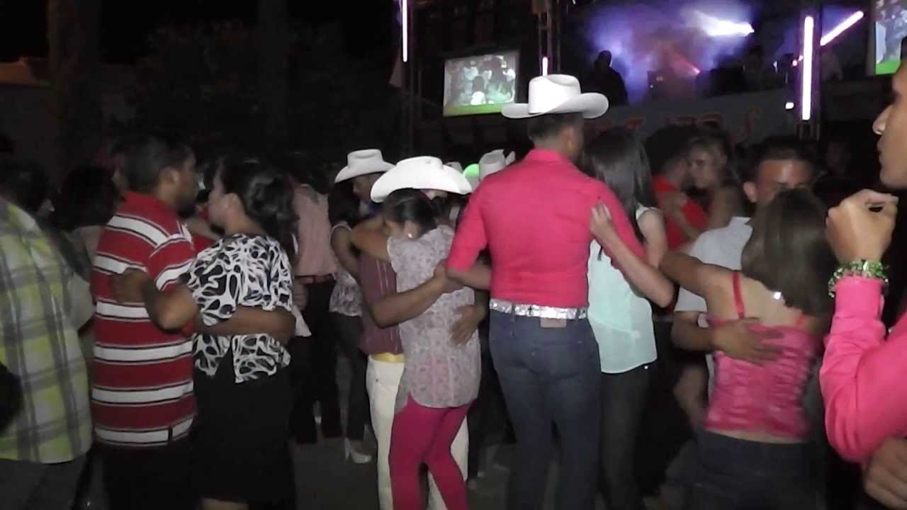 Nuestros Xv leslie e Itzel 29 julio 2013 el fuerte