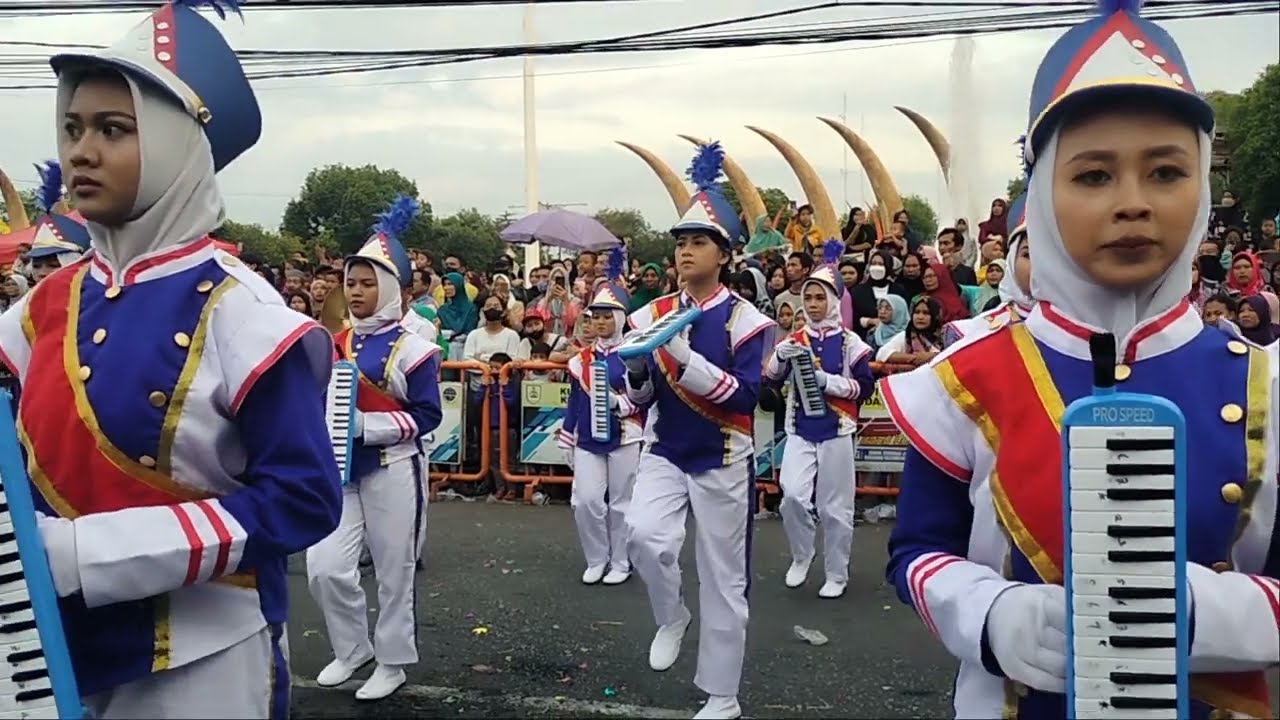 KARNAVAL HUT SRAGEN KE 277 MARCHING BAND SMKN 1 KEDAWUNG SRGEN