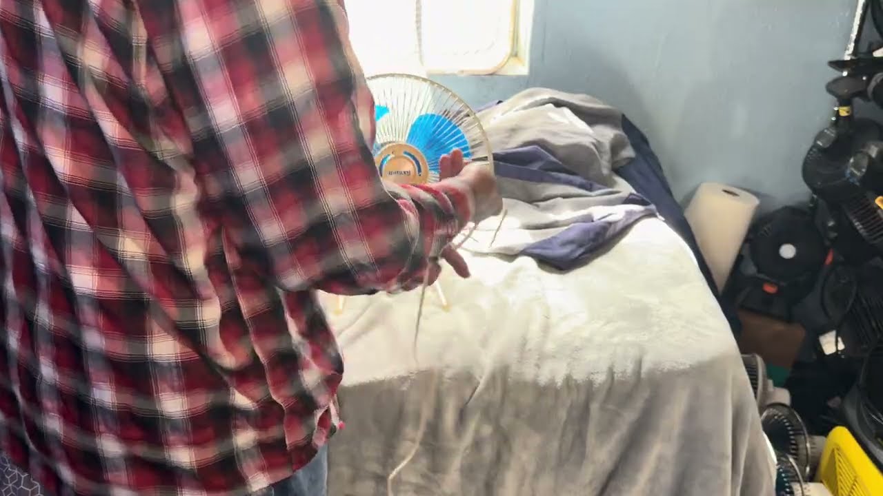 9” Galaxy table fan (Rare version)