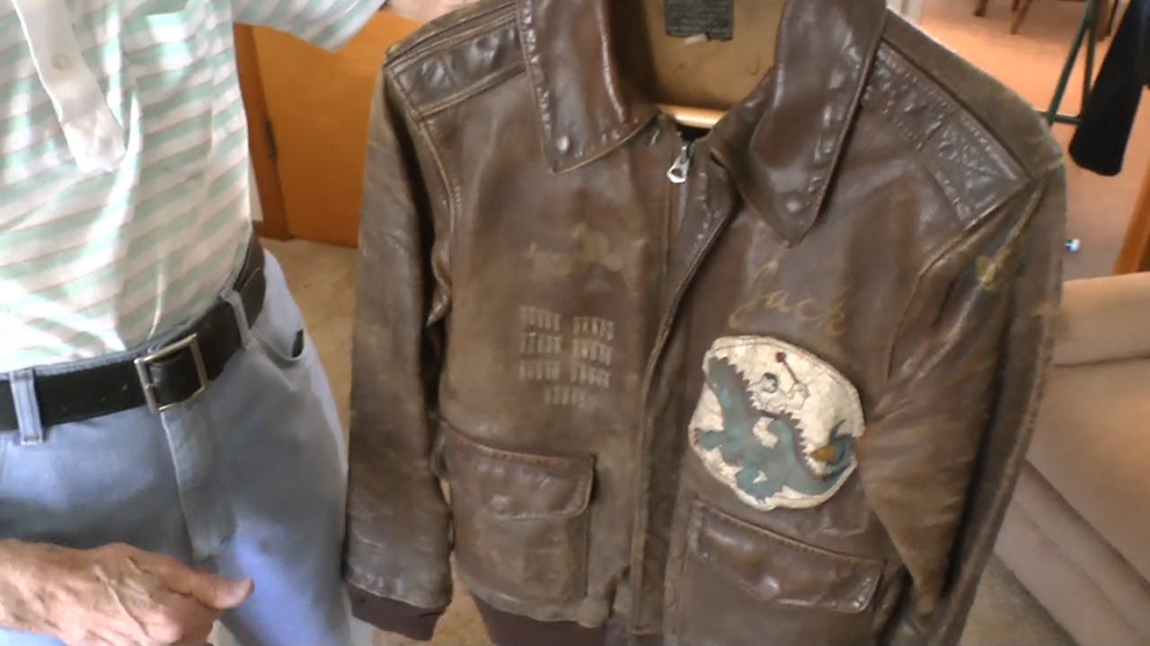 JACK SPRATT THE BALL TURRET GUNNER WITH HIS WW2 A-2 JACKET 39 MISSIONS