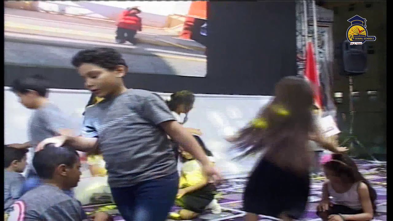 استعراض قادرين نعملها |  من حفل تكريم المتفوقين (زويل الغد) 2019/2018 مدارس أحمد زويل الخاصة بسوهاج