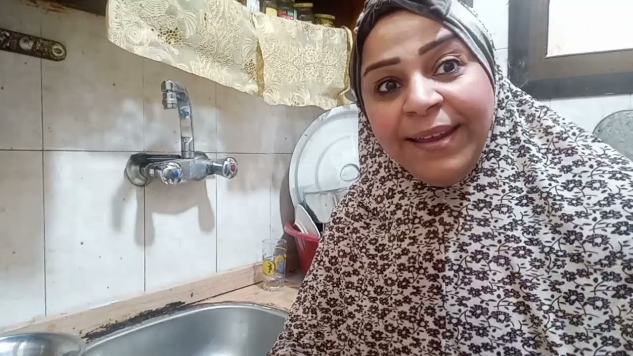 انا مسكينه وانتي كلك حقد معندكيش حاجه تعمله غير تحقدي علي الناس منك الله يا بعيده