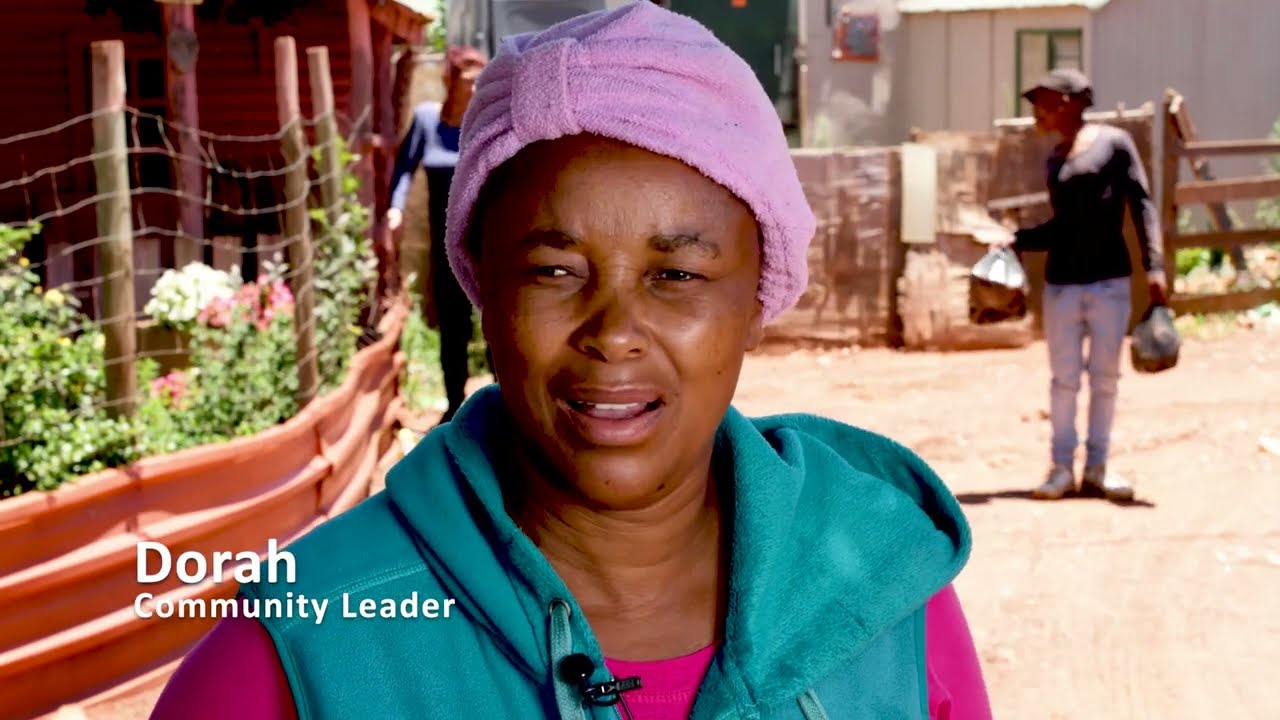 Exploring The Lives Of White Residents In South African Squatter Camps