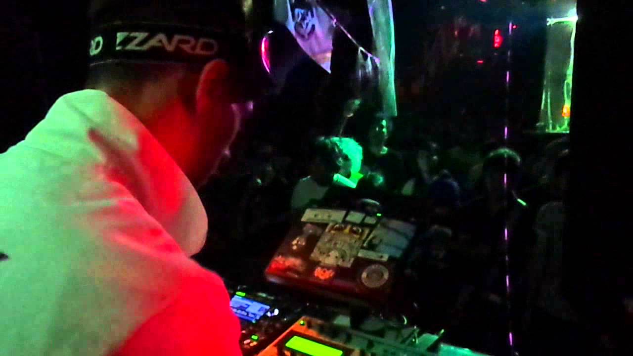 DR LOONEY Live @ OTAKUSPEEDVIBE RELOADED_渋谷AMATE-RAXI / TOKYO _15/09/2013_Part 7