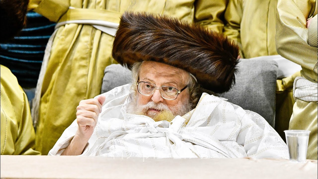 שמחת בית תולדות אברהם יצחק- תיעוד משמחת נשואי נכד האדמו״ר 