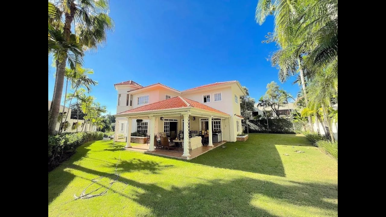 Casa con Patio Amplio en Venta en Rep&uacute;blica Dominicana MM8LWX