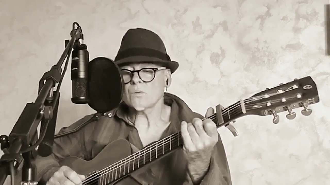 Gianni Morandi...Parla più piano...guitare ( cover)