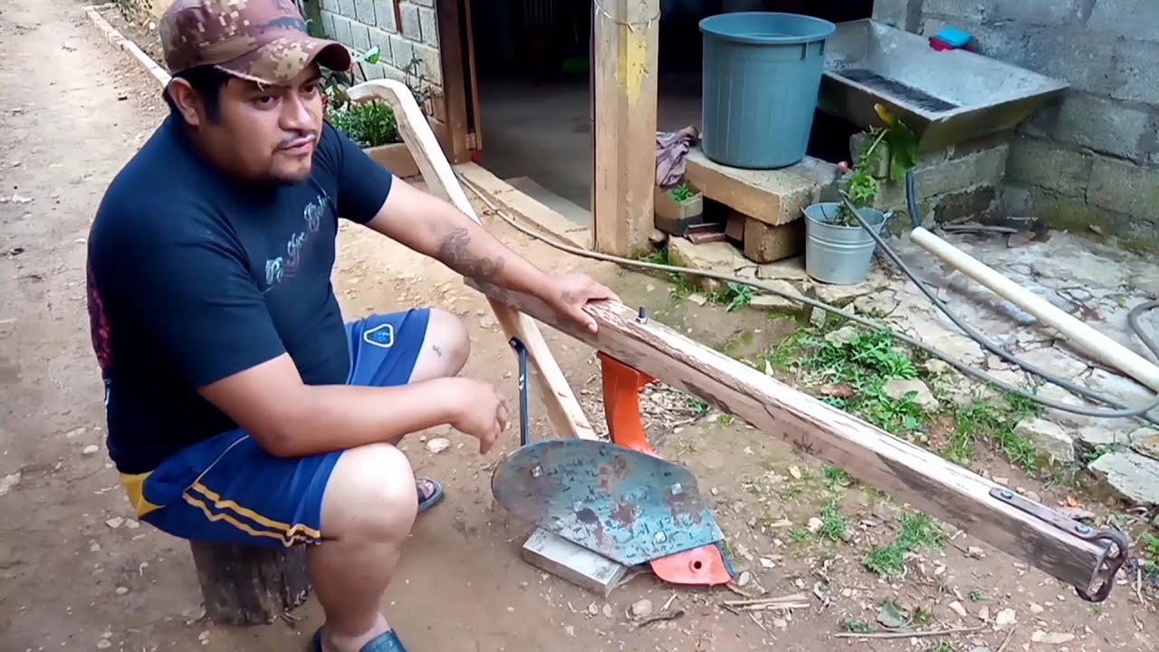 Asi Arreglo Arado Para El Trabajo En El Campo