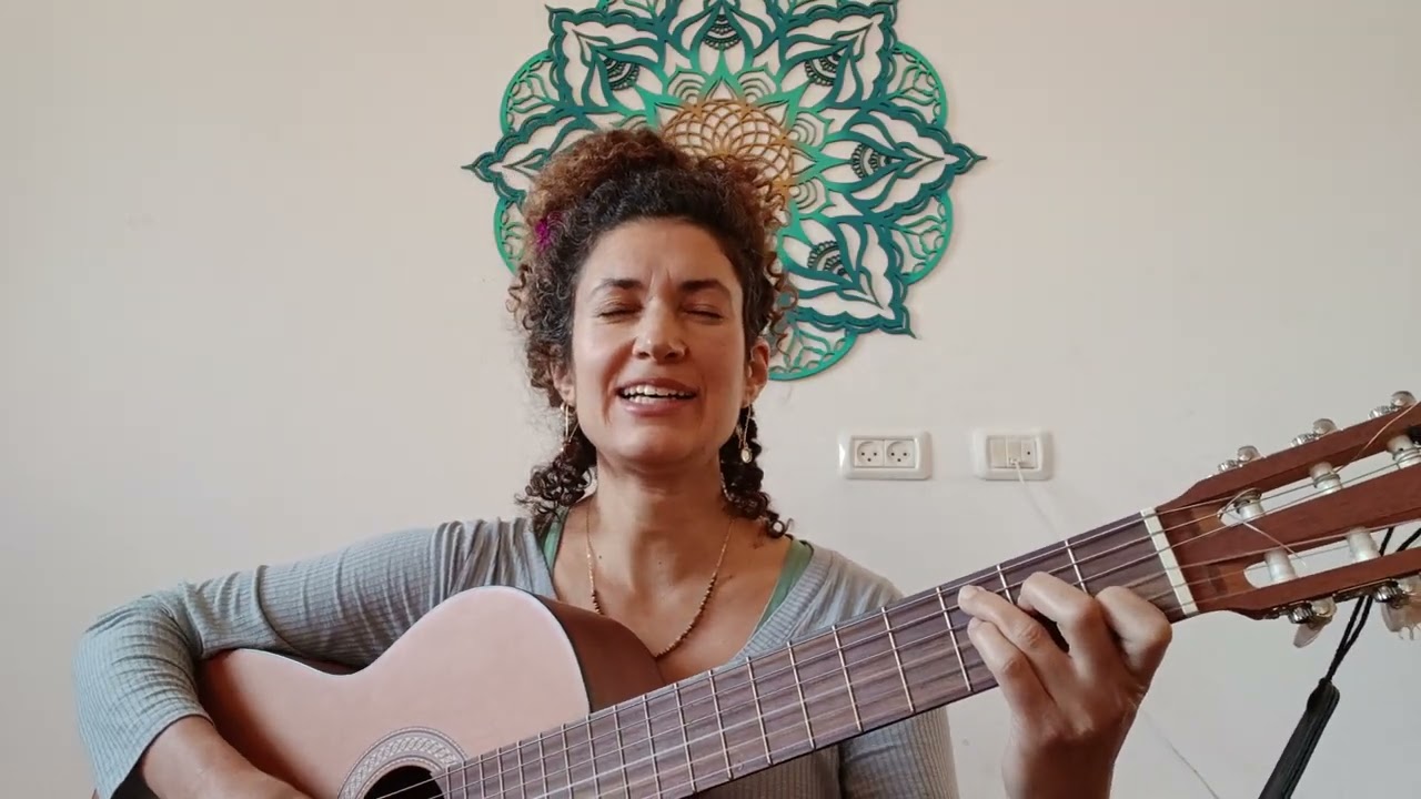 מדיטציות לחודש טבת עם דפנה אורה ארנוני - מִן הַמֵּצַר קָרָאתִי יָּהּ עָנָנִי בַמֶּרְחָב יָהּ
