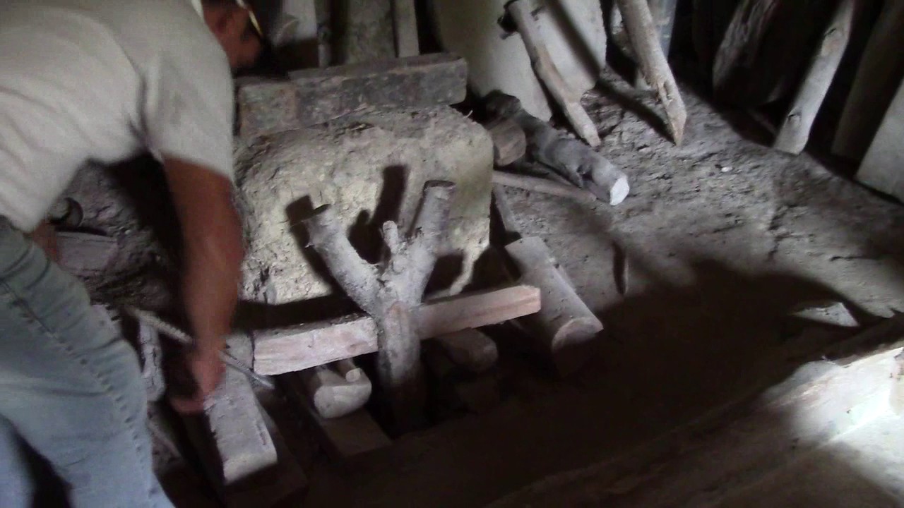 conociendo el funcionamiento del molino de piedra