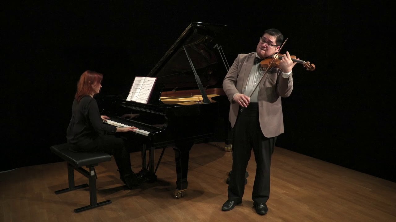 David Castro-Balbi plays Pablo de Sarasate Gypsy Airs