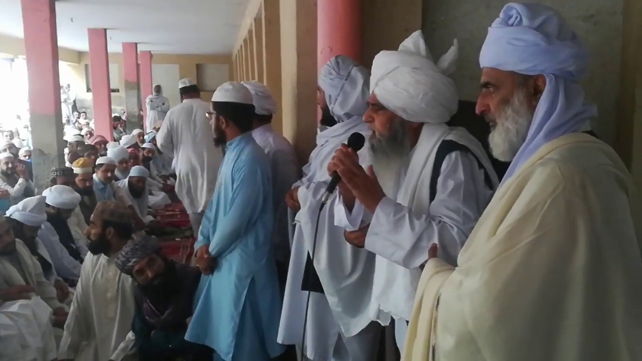 Hazrat Pir Hafiz Abdul Haq Darya shareef ki imamat me onky SahibZady ki namaze  Janaza ada kr di gai