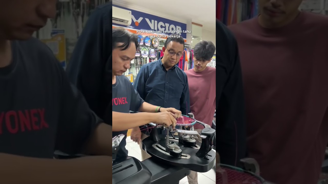 POV: Laki-laki selalu ingin tahu cara dunia bekerja