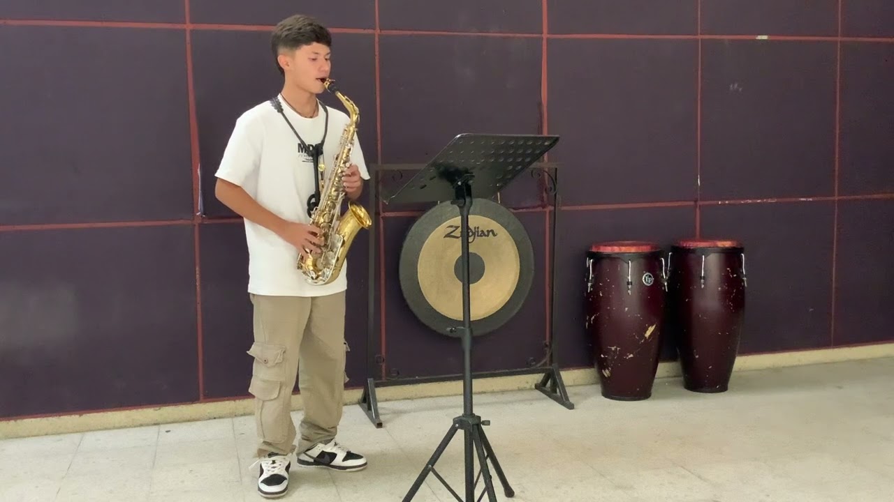Sammuel Ocampo - Saxofón Alto