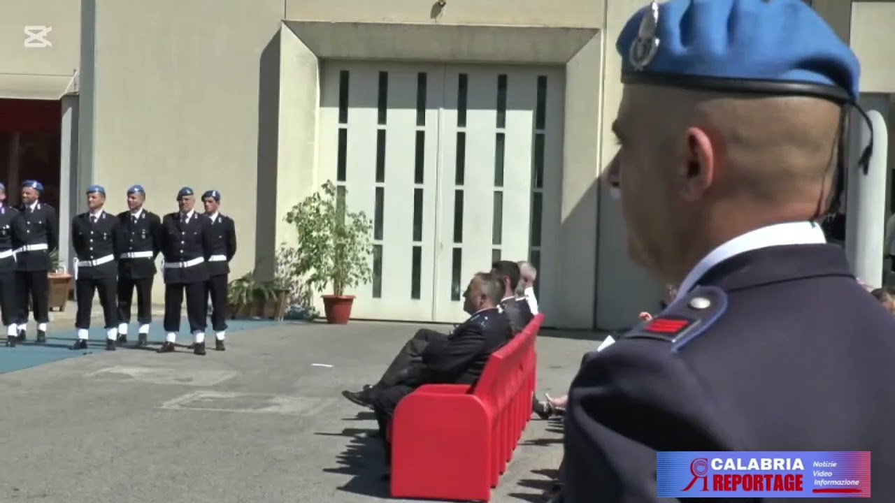 CORIGLIANO ROSSANO- DETENUTO AGGREDISCE DUE AGENTI