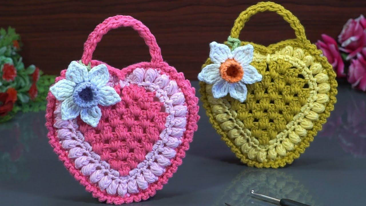 Adorable💗 Crochet Mini Bag – Perfect for Everyday Use || Crochet Small Bag Tutorial