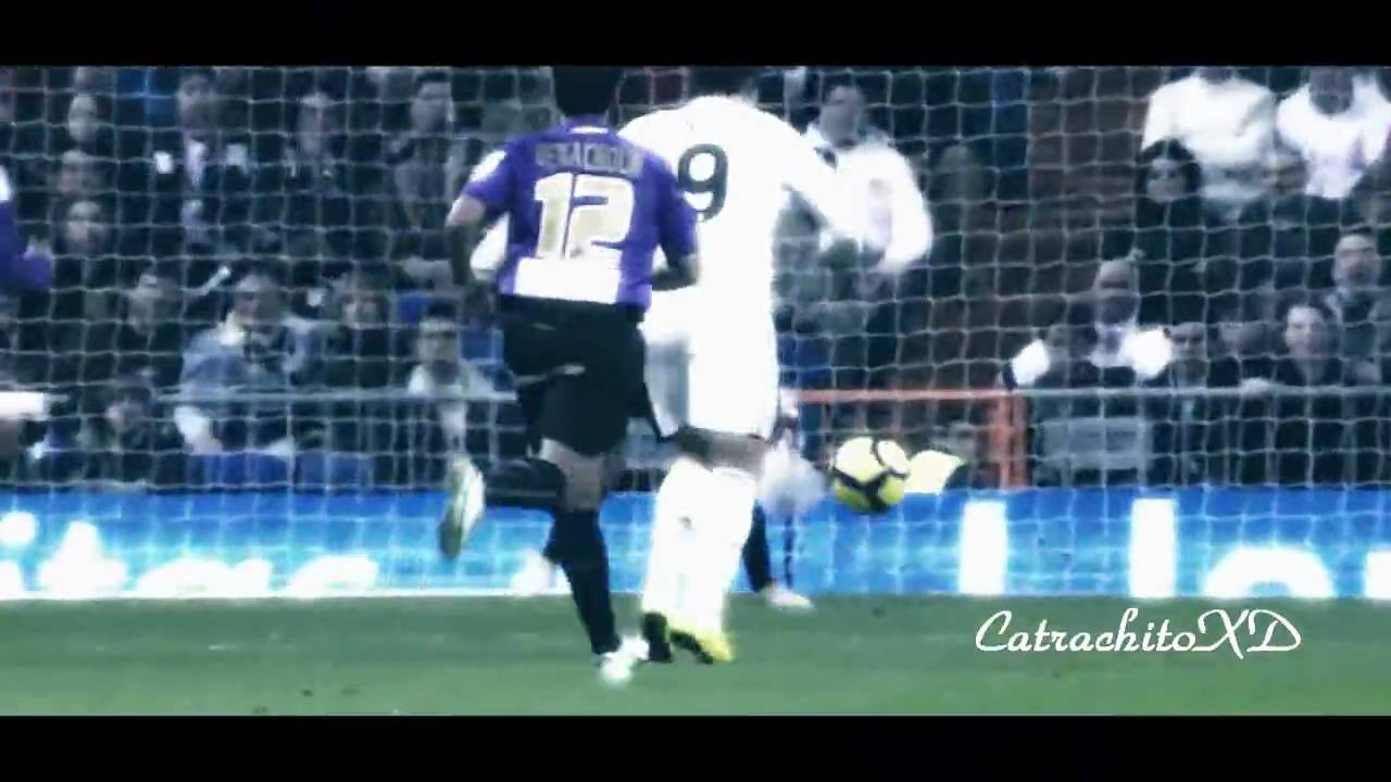 Lionel Messi - Cristiano Ronaldo & FC Barcelona - Real Madrid - El Clasico 29 November 2010 HD