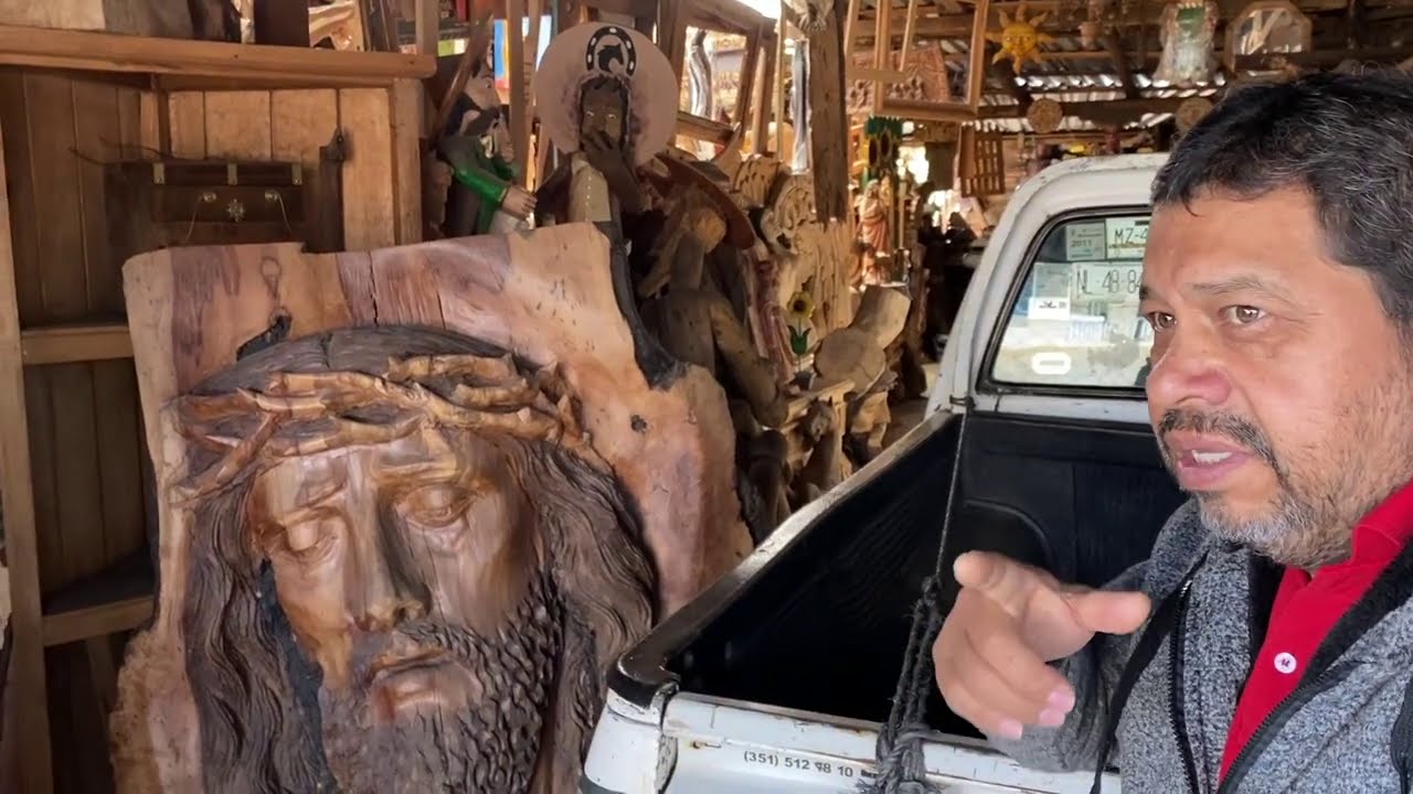 ARTESANO DE PATZCUARO PIDE AYUDA PARA VENDER SUS ARTESANIAS PARA PODER SEGUIR PAGANDO SU TRATAMIENTO