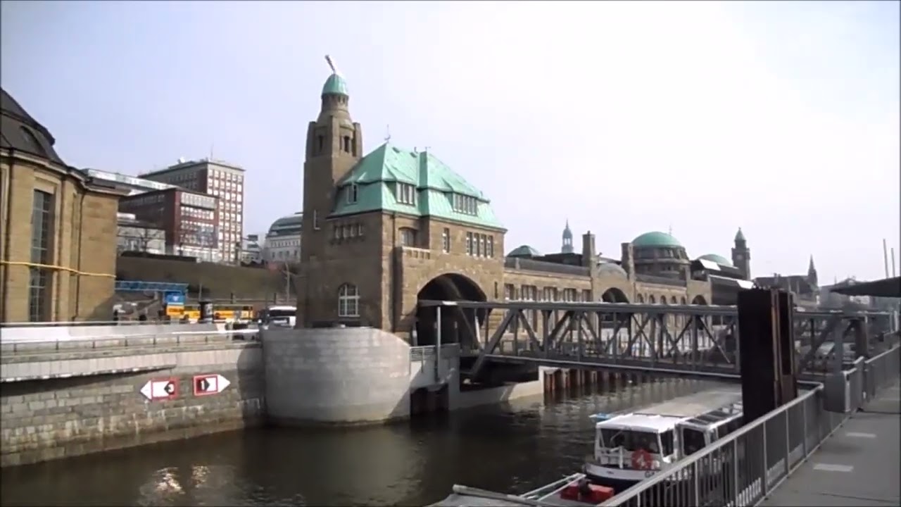Hamburg, Landungsbrücken im März 2013