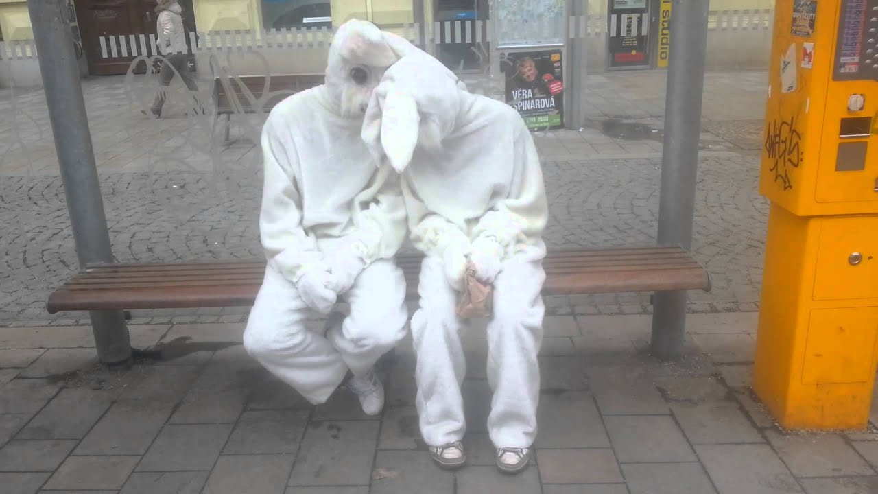 VELIKOČN&Iacute; ZAJ&Iacute;ČCI NAPADLI BRNO
