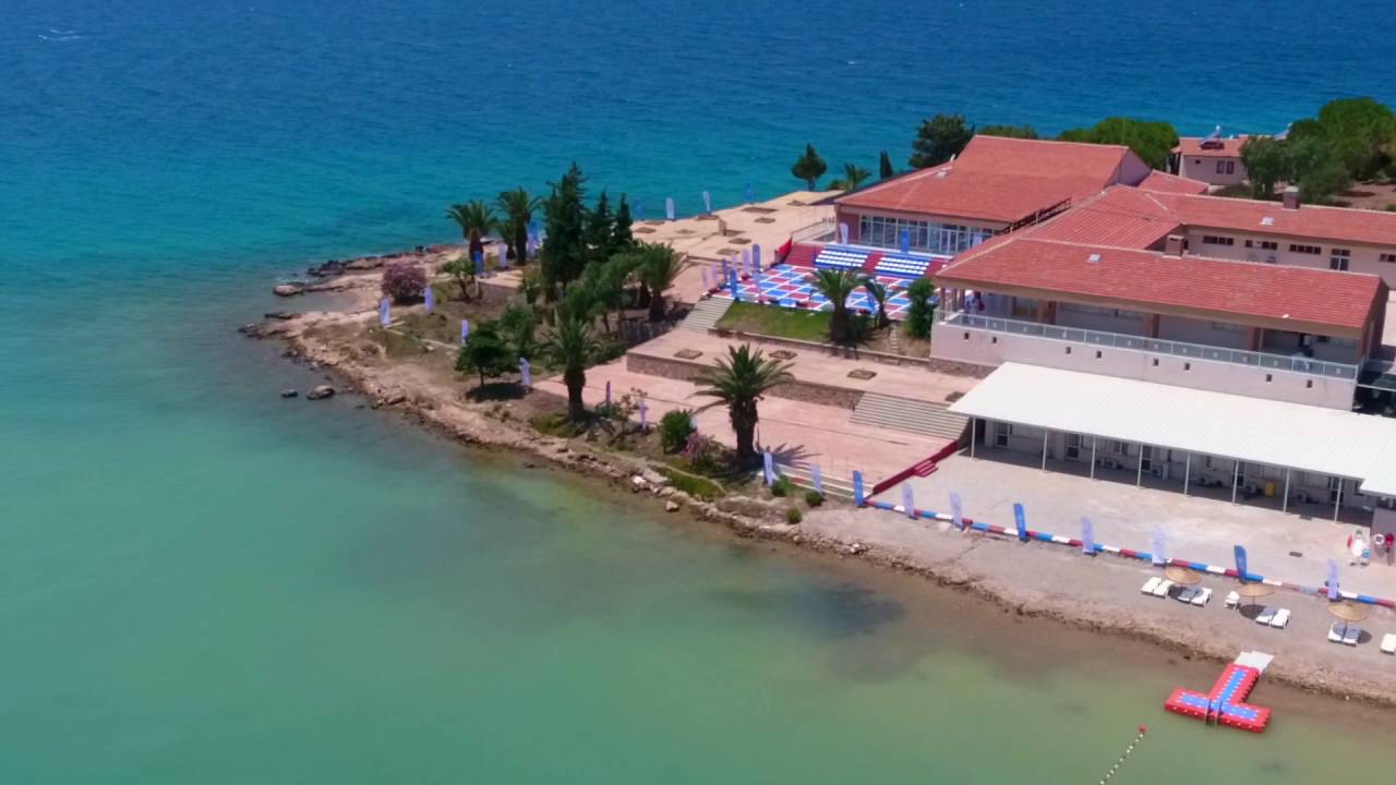 &Ccedil;eşme - Gen&ccedil;lik Kampı