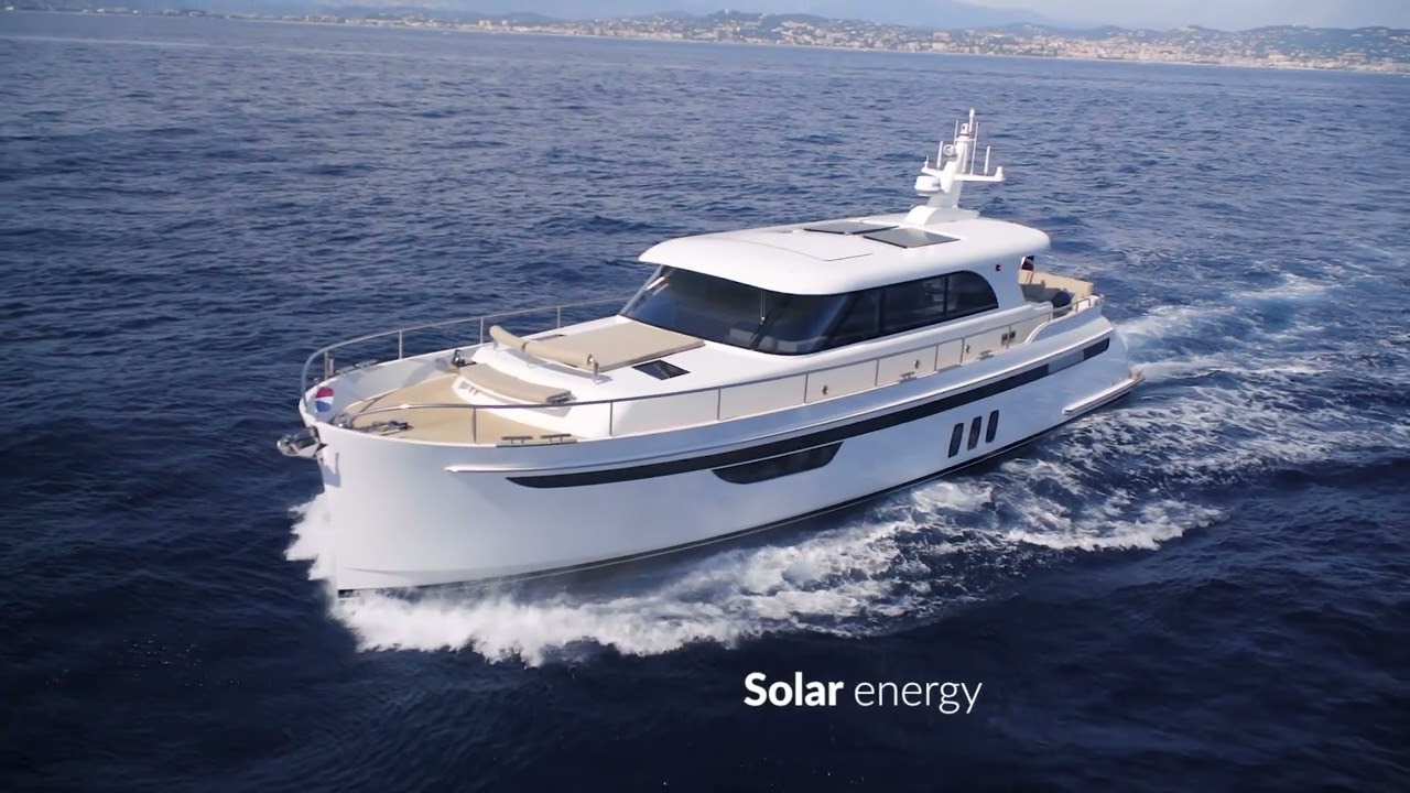 Steeler Yachts 59S Ocean Camp