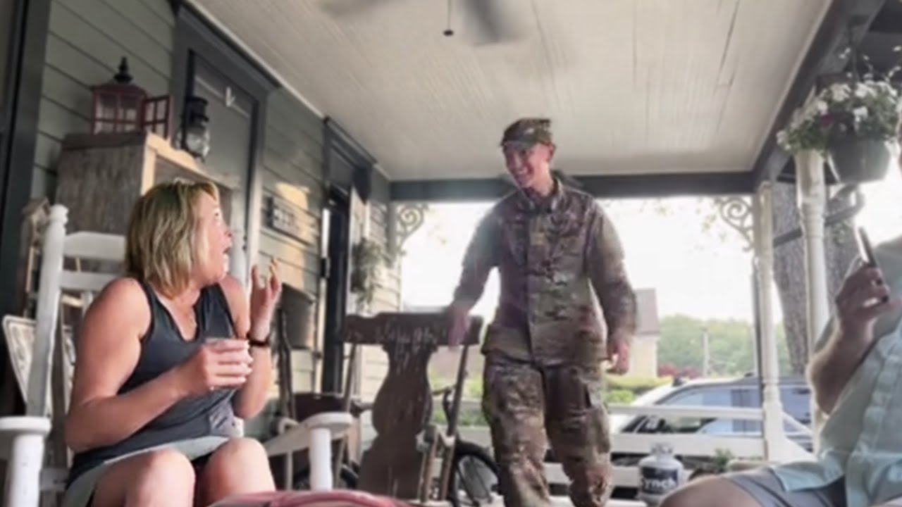 Most Emotional Soldiers Coming Home Compilation !