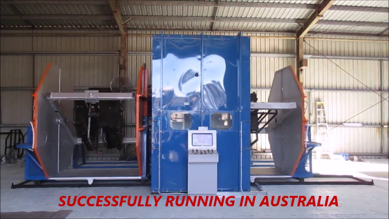 SHUTTLE ROTOMOULDING MACHINE   2 STATIONS MOVING DOOR   AUSTRALIA