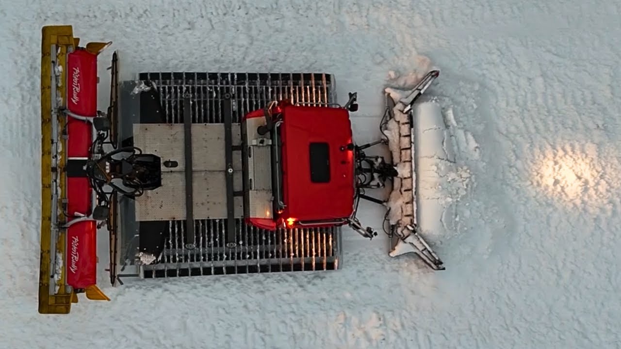 Pistenbully 400 Drone FPV Pushing Snow - Cummins Sound