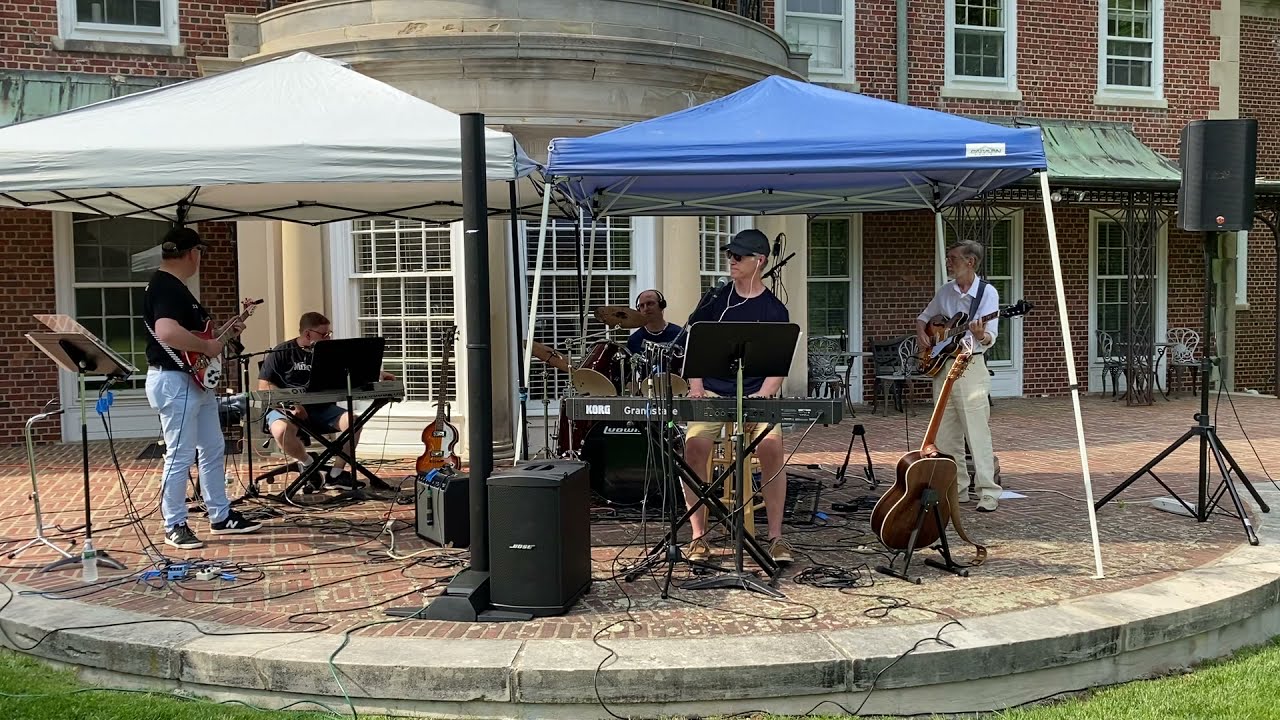 The Mercy Beats - Hayward Manor Set 2