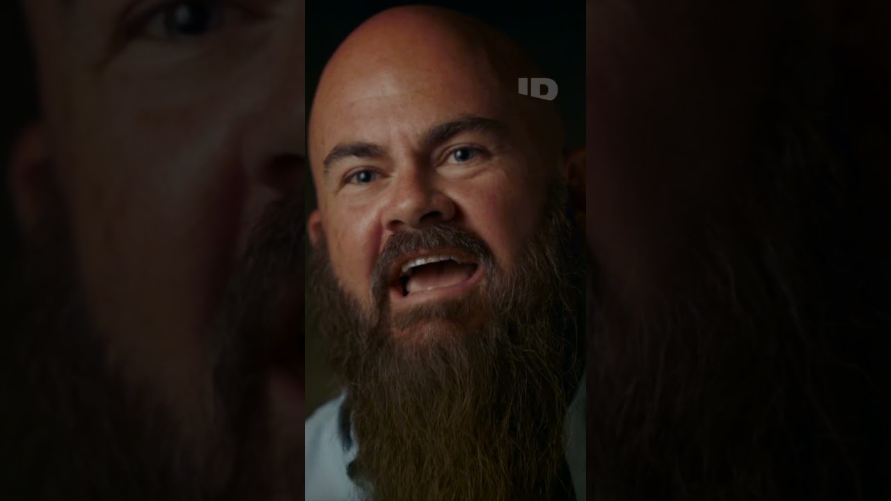 A man uses pepper spray to calm a road-raging driver.