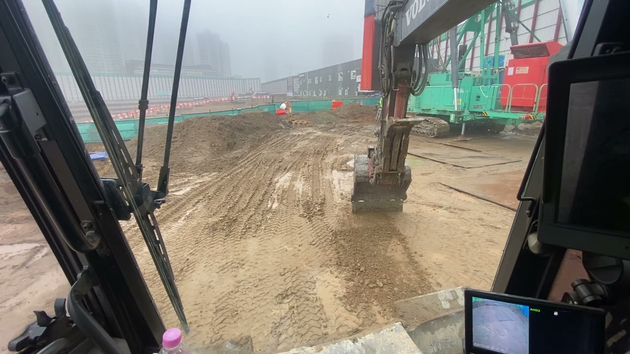06W 두산과 볼보장비의 나라시 차이점