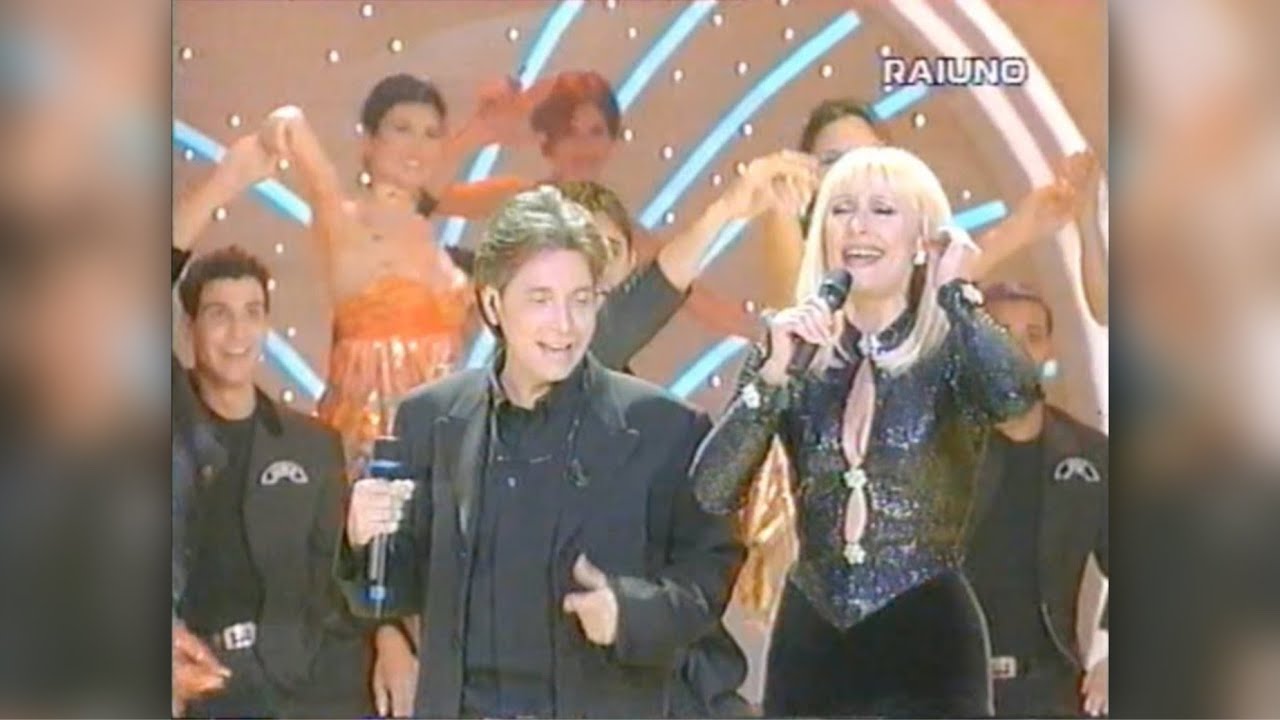 Nino D'Angelo a Carràmba che fortuna (1998/99) con Raffaella Carrà