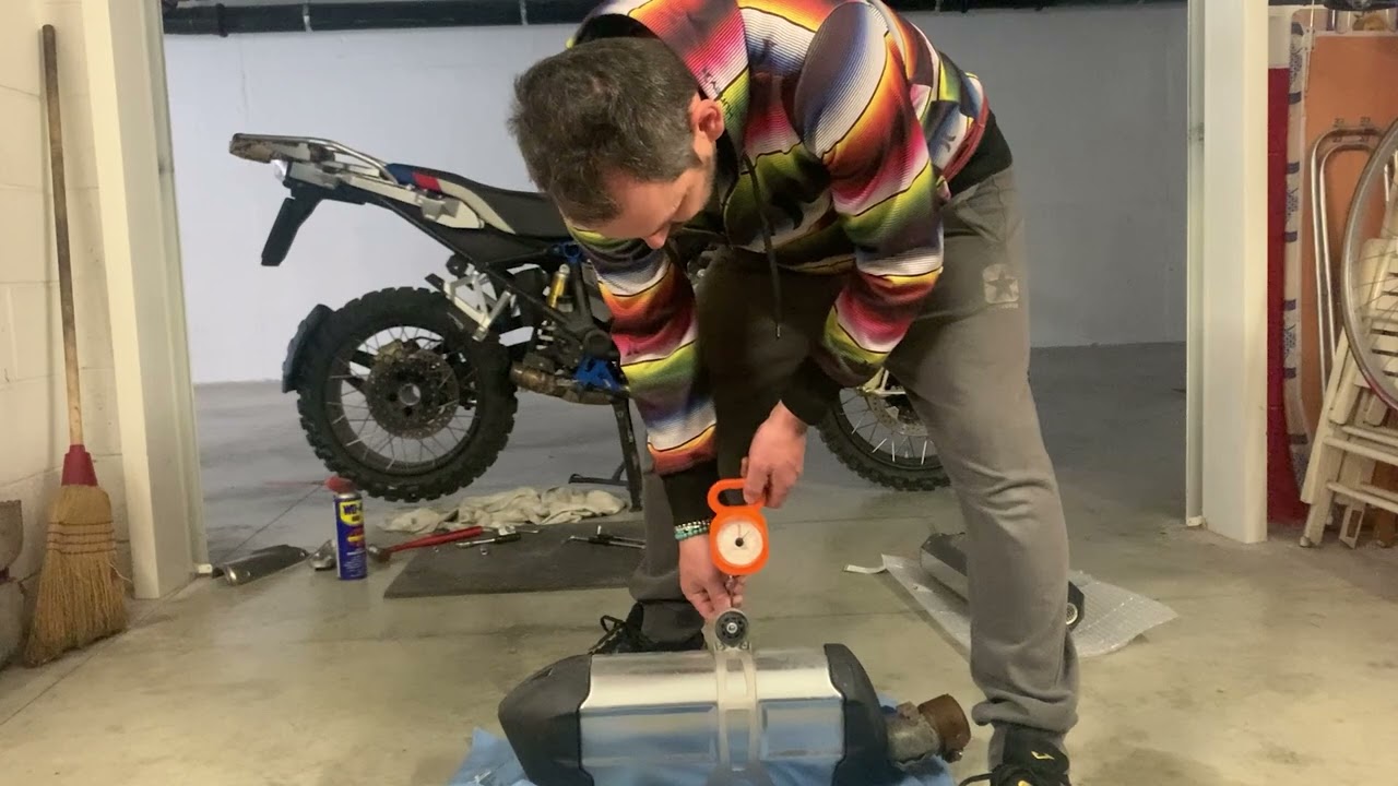 RAF DIY - BMW R1200GS LC - Sostituzione scarico