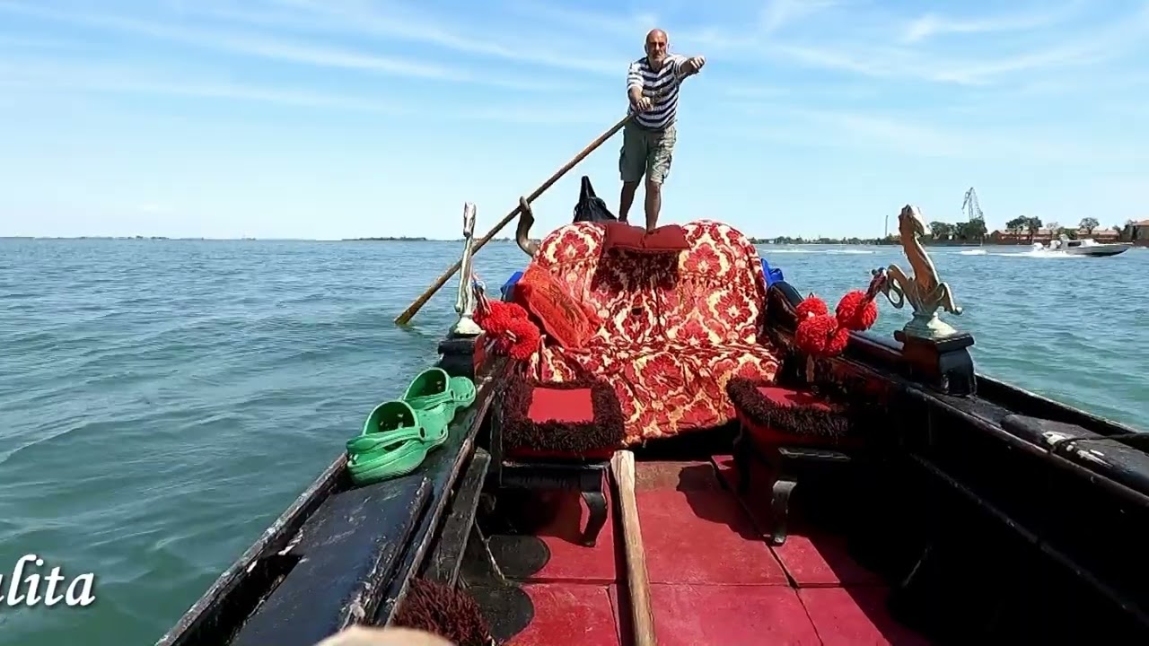 gondola: pulire la carena in umido