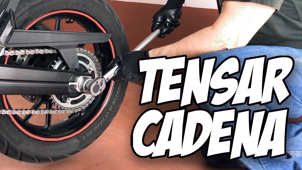 Como tensar la cadena de tu moto Suzuki V-Strom