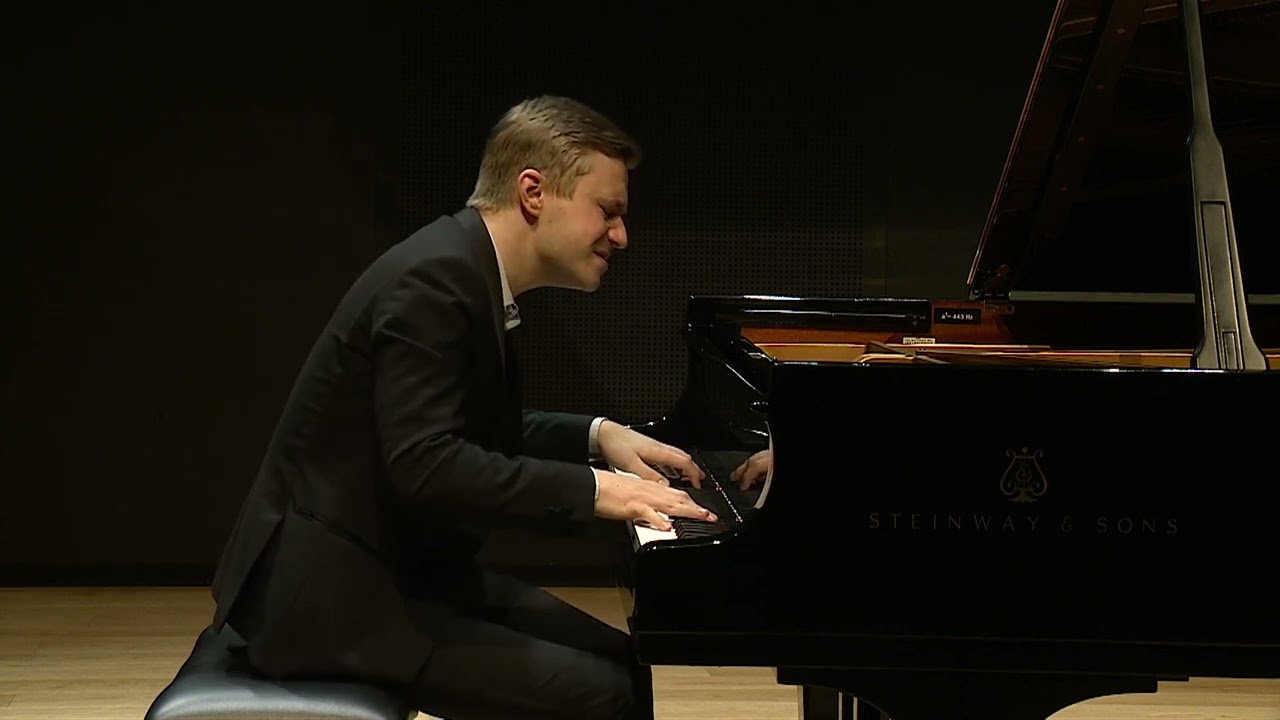Dmytro Choni - 1st Round - 