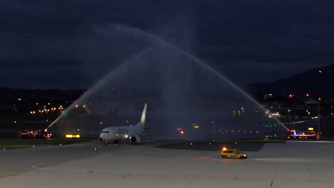 INAUGURAL flydubai landing at Salzburg Airport