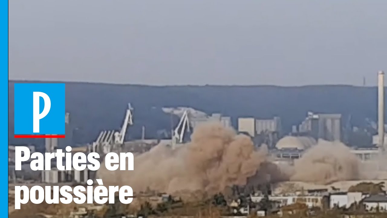 Ex-raffinerie Petroplus: deux cheminées dynamitées à Rouen