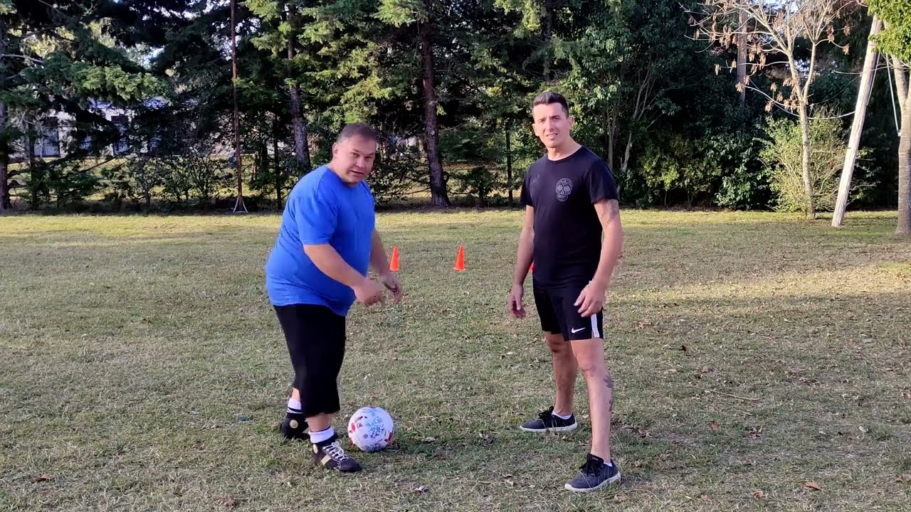 Geniales técnicas de fútbol para lucirte en el juego, teoría y práctica de Gaspar y Javico