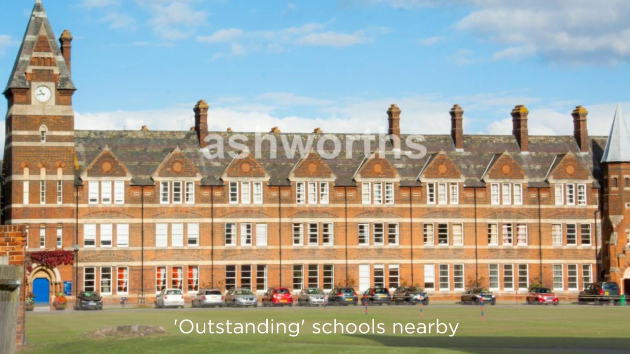 9 Bed Georgian Town House in Bocking