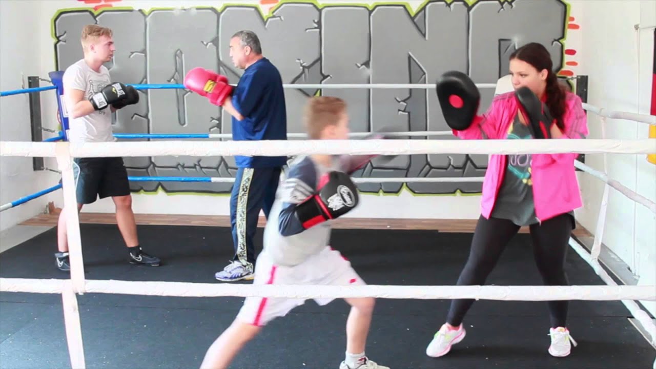 Boxen in Essen (Altenessen Box-Club e.V./ Hallentraining Viktoria-Gymnasium)
