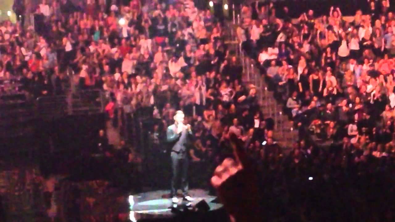 Justin Timberlake intro to California Love and Summer Love