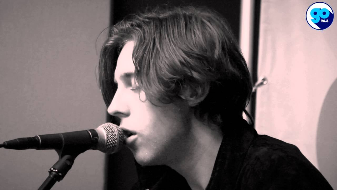 Catfish and the Bottlemen live in the Go Garage.