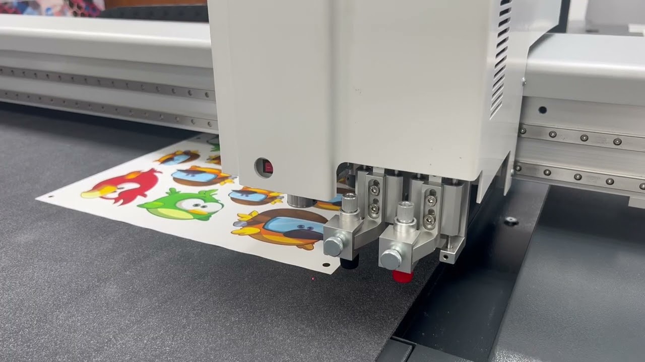 Eclipse X Series 1209 Gen 1 Drag Knife Kiss Cutting | Angry Birds Sample Application