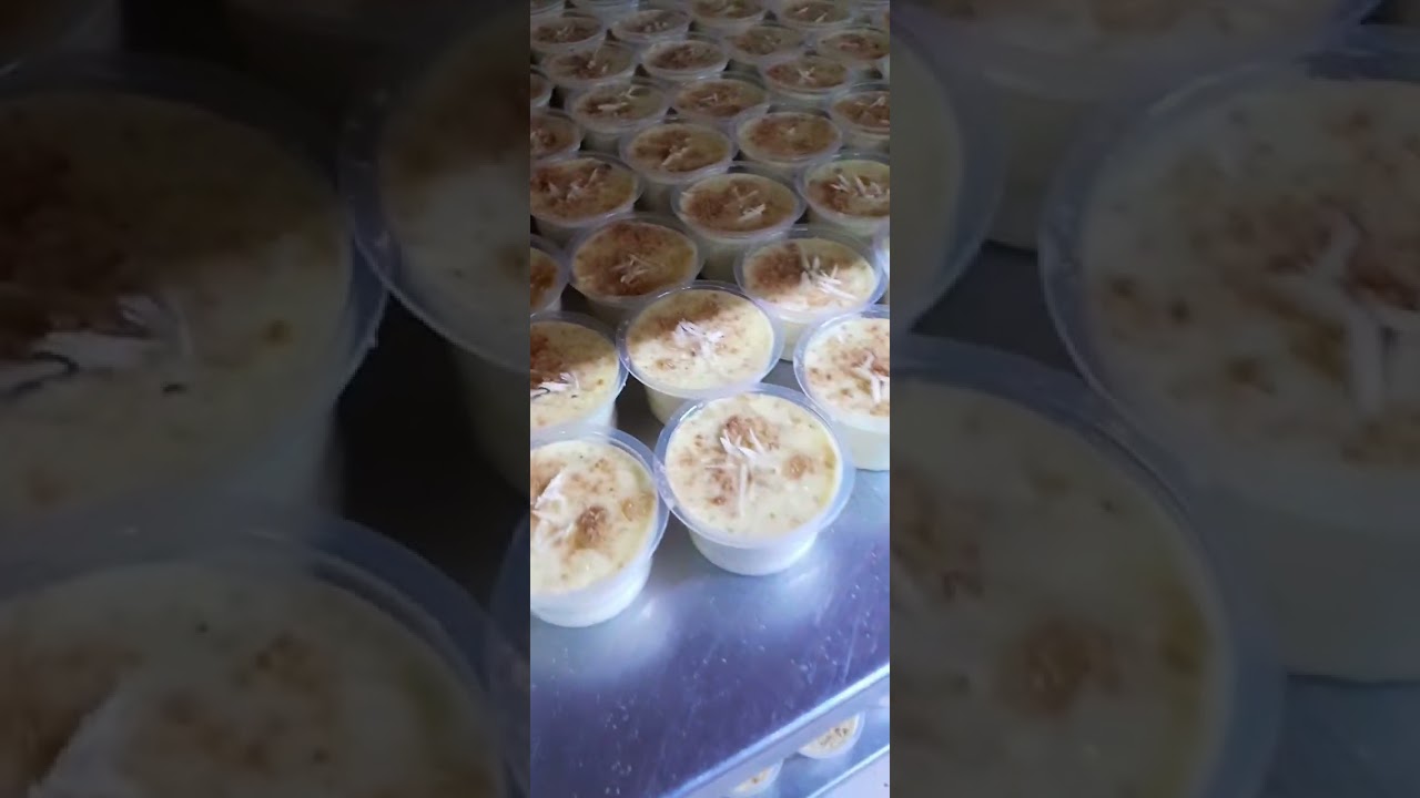   আলহামদুলিল্লাহ ভাই য়ের মেয়ের আনুষ্ঠানিক অনুষ্ঠানের প্রোগ্রামে আমরা  রান্ন ঘরের কাজ চলছে 🌹🌹🌹