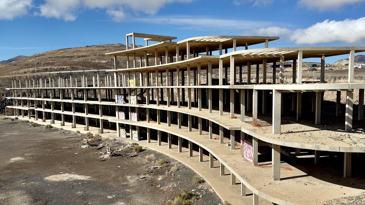 LOST PLACE: Riesiger verlassener Hotelkomplex am Strand von El Salmo (Fuerteventura)