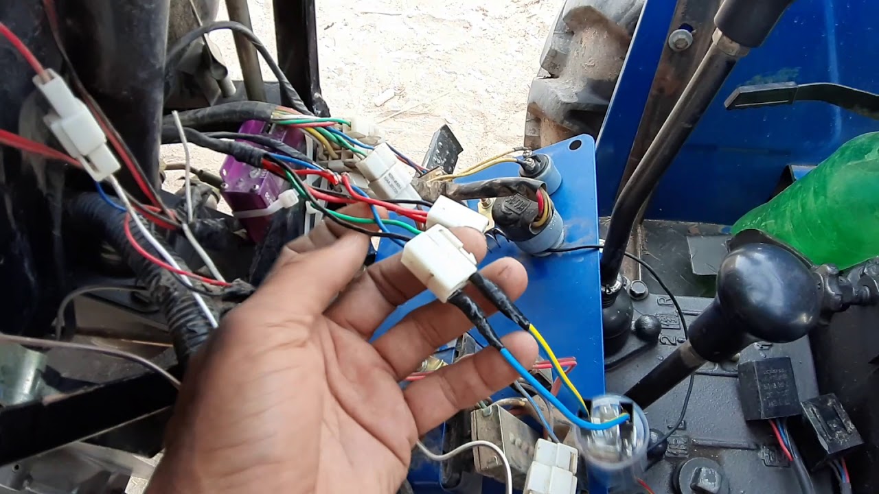 جرار زراعى صينى/تشغيل أنوار